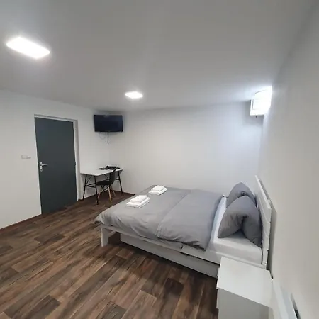 Apartman Cedron *